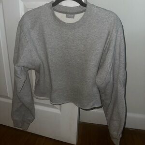 Women’s aritzia Cozy fleece perfect cropped sweatshirt size medium